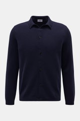 Front view of the von Braun Cashmere knit shirt navy, a slim fit, pure cashmere knit shirt with a classic turn-down collar and smooth button placket.

<p>Luxurious winter essential: This VON BRAUN knit shirt in the finest Mongolian cashmere has a timeless