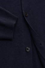 Close-up front view of von Braun Cashmere knit shirt navy showing fine knit fabric, buttons, and ribbed cuff in deep navy.

<p>Luxurious winter essential: This VON BRAUN knit shirt in the finest Mongolian cashmere has a timeless design that offers versati