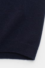 Close-up front angle of von Braun Cashmere knit shirt navy showing fine knit, ribbed bands, and deep navy color.

Description:  
<p>Luxurious winter essential: This VON BRAUN knit shirt in the finest Mongolian cashmere has a timeless design that offers ve