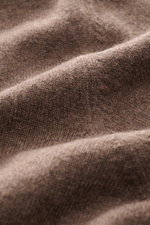 Gran Sasso Cashmere half-zip jumper dark grey melange close-up showing fine knit pattern and soft touch from a detailed front angle, pure cashmere.