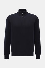 Della Ciana Troyer navy, frontal fotografiert, Regular Fit, Mix aus Cashmere und Merinowolle, weicher Griff, feines Strickbild, Troyer-Kragen mit Reißverschluss, flexible Rippbündchen.