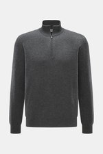 Della Ciana Troyer dunkelgrau meliert, frontale Aufnahme, Mix aus Cashmere und Merinowolle, weicher Griff, feines Strickbild, Regular Fit, Troyer-Kragen mit Reißverschluss, flexible Rippbündchen.