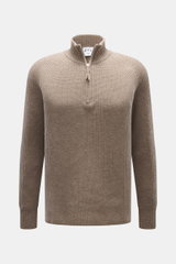 Frontale Nahaufnahme des FTC Cashmere Troyer taupe meliert mit Troyer-Kragen, Reißverschluss, weichem Griff und mittelgrobem Strickbild.