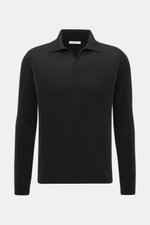 The Row Strickpolo 'Ripley' schwarz, frontale Nahaufnahme, reiner Cashmere, weicher Griff, feines Strickbild, Slim Fit, Polokragen mit offener Leiste, Rippbündchen.