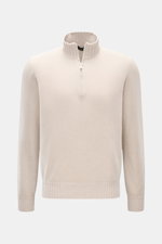 Gran Sasso Cashmere Troyer sand, frontale Nahaufnahme, Slim Fit, Troyerkragen mit halbem Reißverschluss, reine Cashmere Qualität, soft, fein gestrickt.