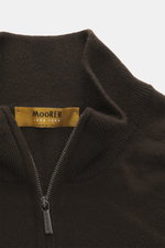 Close-up front view of Moorer Cashmere troyer 'Terni-WY' dark brown showcasing pure cashmere, soft feel, fine knit, slim fit, troyer collar with zipper, and rib cuffs.
