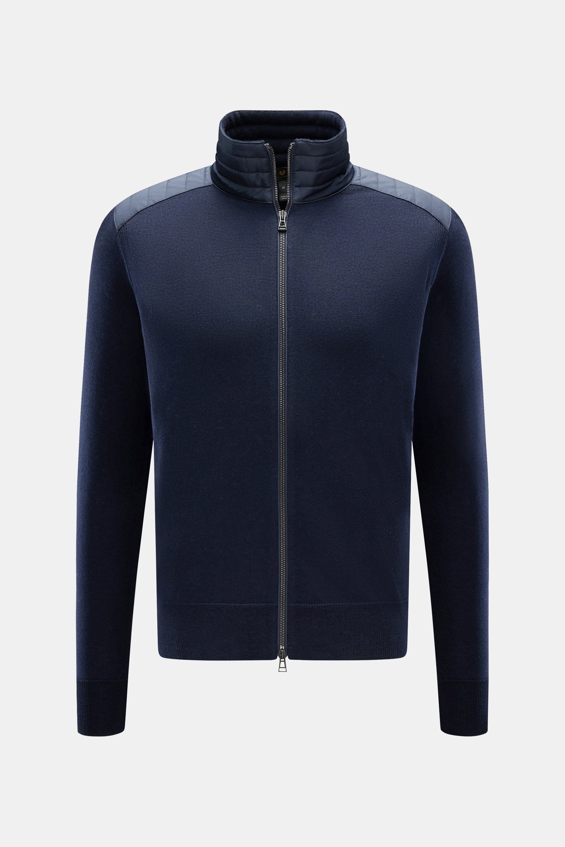 Belstaff Strickjacke 'Kelby' navy, Frontansicht, reine Wolle, Steppdetails an Schultern, Slim Fit, Zwei-Wege-Reißverschluss, Stehkragen, Rippbündchen.
