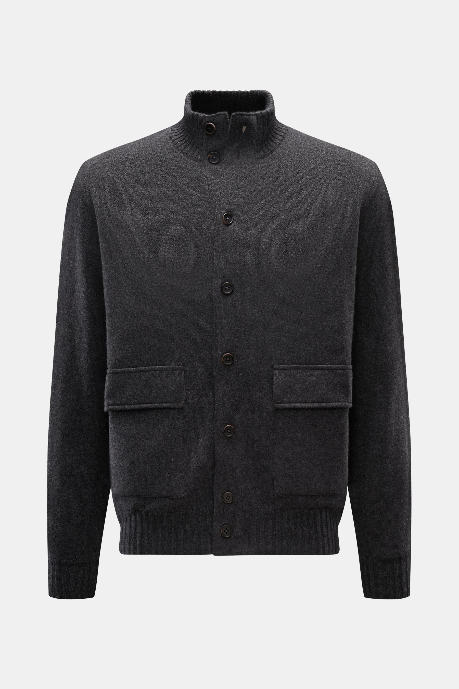 Fioroni Cashmere Cardigan dunkelgrau meliert, frontal fotografiert, mit Stehkragen, Leder-Knopfleiste, Taschen, Rippbündchen, weichem Cashmere, Regular Fit.