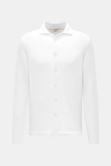Fioroni Cardigan weiß aus reiner Baumwolle, Slim Fit mit Umlegekragen, acht Knöpfen, weichem Griff, mittelfeinem Strick, Rippbündchen, Saumschlitzen, frontal fotografiert.