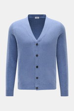 Front view of von Braun Cashmere Cardigan blau meliert in soft blue, slim fit with five buttons, fine knit, elastic rib cuffs.

Description: <p>Basic für die Übergangszeit aus mongolischem Cashmere: Der VON BRAUN Cardigan ist ein echter Klassiker wenn es 