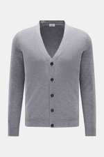Front view of von Braun Cashmere Cardigan grau meliert, slim fit grey melange cashmere with five-button placket and elastic rib cuffs.

Description:  
<p>Basic für die Übergangszeit aus mongolischem Cashmere: Der VON BRAUN Cardigan ist ein echter Klassike