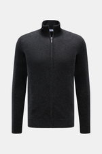 Von vorne fotografierte von Braun Cashmere Strickjacke dunkelgrau meliert aus reinem, weichem Cashmere mit Slim Fit, Reißverschluss und Stehkragen.