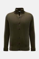 Front view of von Braun Cashmere cardigan olive in pure Mongolian cashmere with slim fit, standing collar, button placket, and slanted pockets.

<p>Maximum comfort with the highest standards: This cardigan from the VON BRAUN Cashmere collection is made of