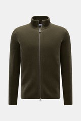 von Braun Cashmere Strickjacke oliv, frontal fotografiert, Slim Fit mit hoch schließendem Kragen, Zwei-Wege-Reißverschluss, weichem, mittelfeinem Patentstrick aus mongolischem Cashmere.