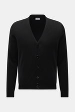 von Braun Merino Cardigan schwarz, frontale Ansicht, Regular Fit Cardigan aus reiner Merinowolle mit weichem Griff, feinem Strickbild, fünf Perlmuttknöpfen und elastischen Rippbündchen, ideal für Office und Übergangszeit.
