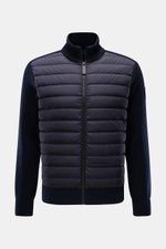 Alt tag (125 characters): Front view of Canada Goose Cardigan 'Hybridge Knit' navy with down front, wool knit sleeves, slim fit, and high collar.

Description: <p>Make a smooth transition into the new season with the cardigan 'Hybridge Knit' from the outd