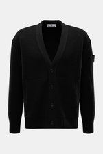 Alt tag (124 characters): Front view of Stone Island Cardigan black made of pure virgin wool with four-button placket, welt pockets, and ribbed cuffs.

Additional description:  
<p>Comfortable essential: The cardigan from STONE ISLAND made of pure virgin 
