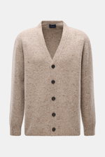 Drumohr Cardigan beige meliert, frontale Nahaufnahme, Mix aus Schurwolle, Cashmere, Microfaser, weicher Griff, mittelfeines Strickbild, Oversized Fit, glatte Knopfleiste, flexible Rippbündchen.