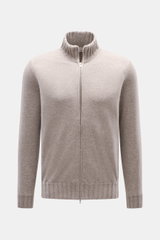 Vorne fotografierte Fioroni Cashmere Strickjacke "Duvet" taupe meliert mit Slim Fit, Zwei-Wege-Reißverschluss, Rippstrick-Stehkragen und weichem Griff.