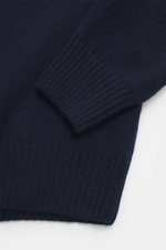 Gran Sasso Cashmere cardigan navy close-up shot from above showing pure cashmere, soft feel, medium fine knit pattern, regular fit, ribbed stand-up collar, two-way zipper.