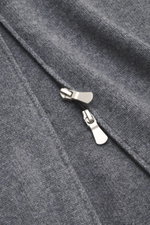 Gran Sasso Cashmere cardigan dark grey melange shown in close-up from above, highlighting pure cashmere, soft touch, medium-fine knit, regular fit, ribbed stand-up collar, and two-way zipper.