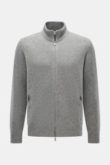 Della Ciana Strickjacke grau meliert, frontal fotografiert, Mix aus Cashmere und Merinowolle, weicher Griff, mittelfeines Strickbild, Regular Fit, Zwei-Wege-Reißverschluss, Stehkragen, flexible Rippbündchen.