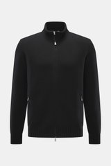 Frontale Nahaufnahme der Della Ciana Strickjacke schwarz mit Stehkragen, zwei-Wege-Reißverschluss, Regular Fit, weichem Griff, mittelfeinem Strickbild, Mix aus Cashmere und Merinowolle, flexiblen Rippbündchen.