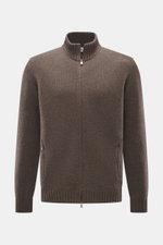 Della Ciana Strickjacke graubraun meliert, frontal fotografiert, Mix aus Cashmere und Merinowolle, weicher Griff, mittelfeines Strickbild, Regular Fit, Zwei-Wege-Reißverschluss, Stehkragen, flexible Rippbündchen.