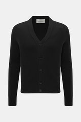Vorderansicht des Ami Paris Cashmere Cardigan schwarz, Slim Fit, Strick aus Cashmere mit Wollanteil, sehr weicher Griff, mittelfeines Strickbild, V-Ausschnitt, Fünf-Knopf-Leiste, kleines tonales Herz-Stitching, elastische Rippstrickbündchen.