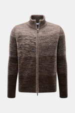 Iris von Arnim Strickjacke 'Felias' taupe/dunkelbraun meliert, frontale Nahaufnahme, Seiden-Cashmere, grober Strick, Stehkragen, Zwei-Wege-Reißverschluss, Regular Fit.