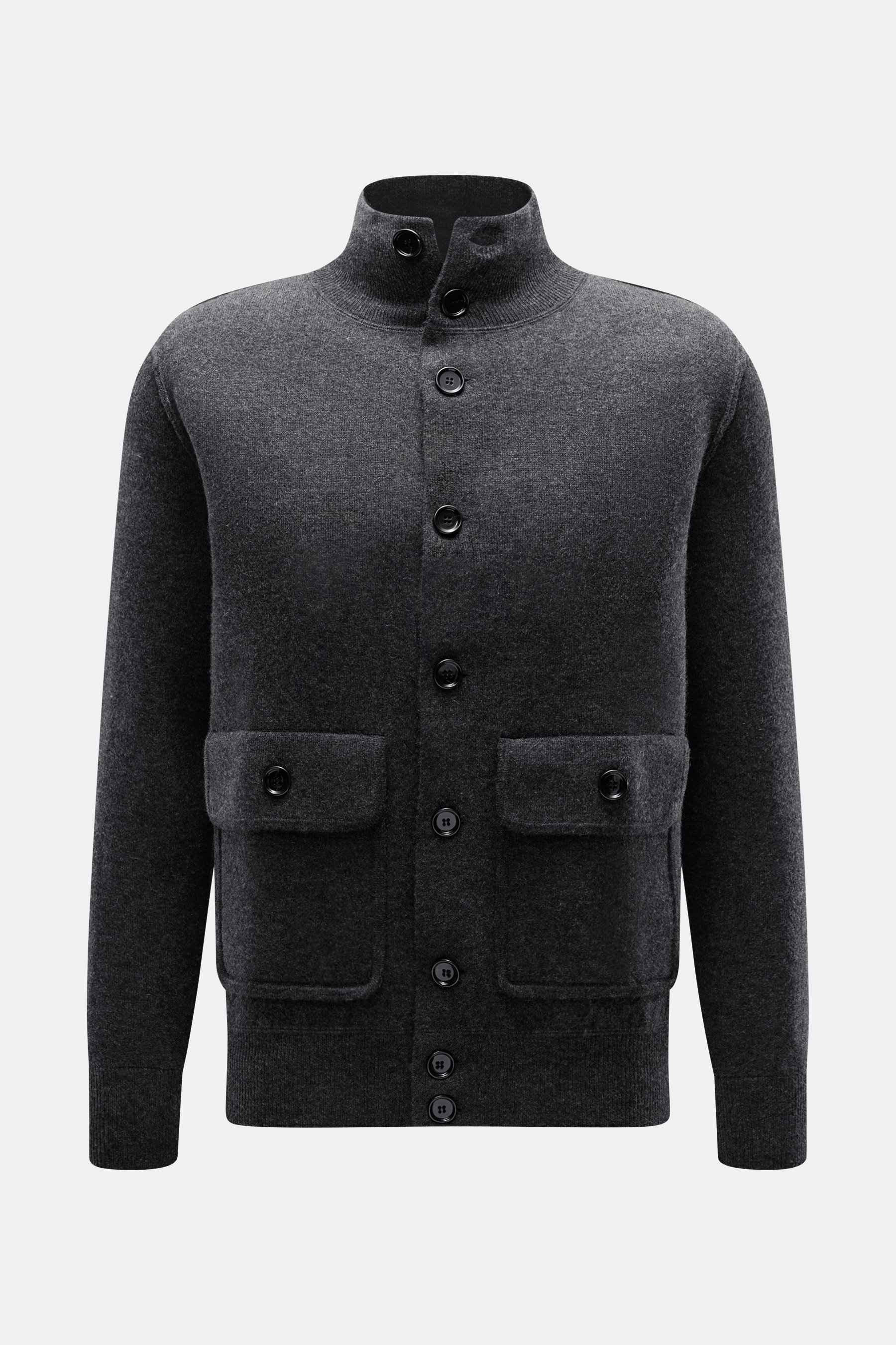 Allude Cardigan dunkelgrau meliert, frontale Nahaufnahme, Stehkragen, glatte Knopfleiste, aufgesetzte Taschen, weicher Schurwoll-Cashmere-Mix, Regular Fit, feines Strickbild, Rippbündchen.