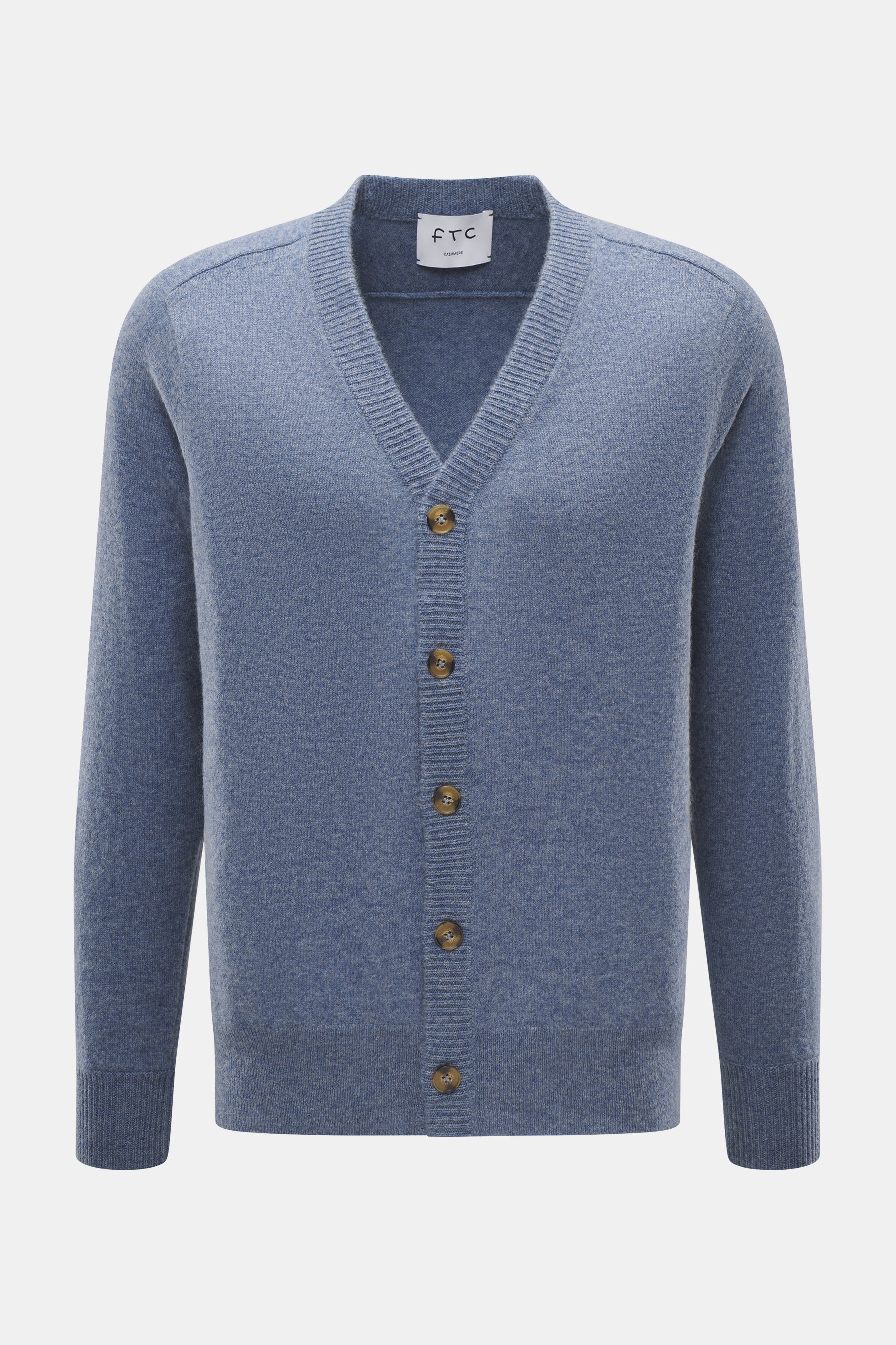 FTC Cashmere Cardigan rauchblau meliert, frontal fotografiert, Slim Fit, V-Ausschnitt, fünf Knöpfe, Fair-Trade-Cashmere, weicher Griff, Rippründchen.