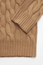Close-up top-down view of Moorer Cashmere-silk cardigan 'Dean' light brown showing classic cable knit design, medium fine knit pattern, ribbed stand-up collar, flexible ribbed cuffs, slim fit, two-way zipper, mix of cashmere and silk with very soft feel.