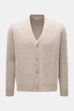 Front view of 04651/ A trip in a bag Cardigan beige/sand patterned, rib knit wool and cashmere, soft feel, medium-fine texture, subtle Norwegian pattern, Regular Fit, V-neck, four-button placket, ribbed cuffs.