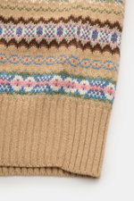 Close-up top-down view of Polo Ralph Lauren Sweater vest beige patterned with cotton-wool blend, soft feel, medium-fine knit, slim fit, V-neck, elasticated ribbed bands, and colorful patterned knit. 

<p>With this patterned sweater vest made of cotton and