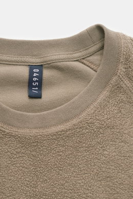 04651/ A trip in a bag Fleece-Rundhals-Sweatshirt 'PF Crew' taupe