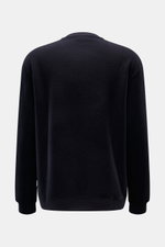 Back view of 04651/ A trip in a bag Rundhalspullover navy, a regular fit crewneck sweatshirt with soft fleece texture and ribbed cuffs.

<p>Legeres Layering Piece: Der Rundhalspullover von 04651/ A TRIP IN A BAG überzeugt mit seiner samtigen Fleece-Textur