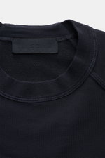 Close-up front top view of Stone Island Sweatshirt 'Ghost Piece' navy in stretch cotton with tonal compass badge on sleeve.

<p>With this sweatshirt in stretch cotton with tonal compass badge on the sleeve, STONE ISLAND offers a comfortable all-rounder fr