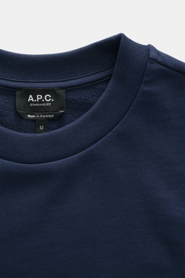 A.P.C. Rundhals-Sweatshirt 'Standard Rue Madame' navy, Detailansicht von oben, Baumwoll-Sweat mit weichem Griff und Komfortbündchen.