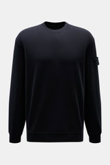 Stone Island Sweatshirt 'Ghost Piece' navy, frontal fotografiert, cleanes Design, elastische Baumwolle, tonales Kompass-Badge am Ärmel, Regular Fit, Rundhals.