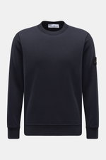 Alt tag (125 characters max):
Front view of Stone Island Rundhals-Sweatshirt 'Basic Sweat' navy, pure cotton, compass badge on sleeve, soft feel, regular fit

Additional description:
<p>Zeitloses Basic Piece: Das sportive Sweatshirt von STONE ISLAND wird 