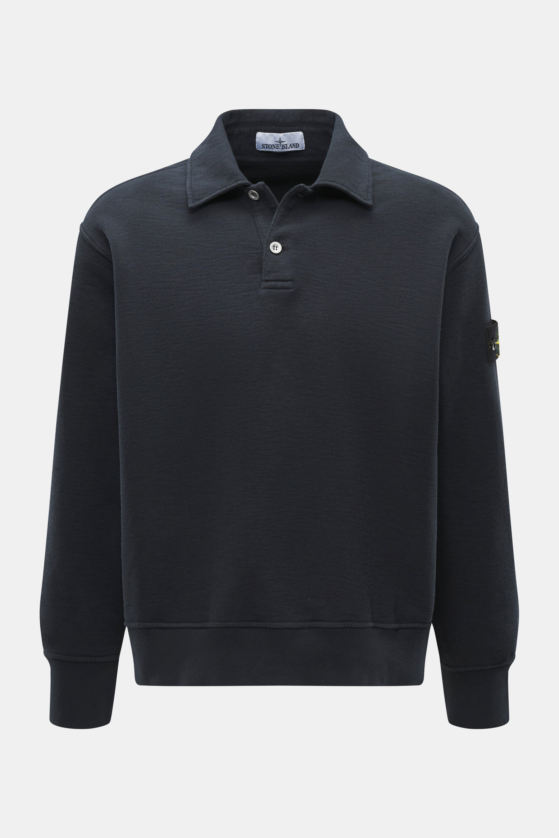 Stone Island Sweat Longsleeve-Poloshirt navy, frontale Nahaufnahme, Sweat aus reiner Baumwolle, Regular Fit, Polokragen, Zwei-Knopf-Leiste, Kompass-Badge, flexible Rippbündchen, leicht griffige Haptik.