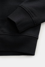 Close-up front view of the Ami Paris Crewneck Sweatshirt black, showing ribbed cuffs and hem made of pure cotton with soft touch and logo stitching.

<p>Comfortable basic: The AMI PARIS sweatshirt made of pure cotton is the ideal companion for sporty look