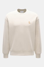 Maison Kitsuné Sweatshirt beige, frontal fotografiert, aus reiner Baumwolle mit weichem Griff, Regular Fit, Rundhalsausschnitt und Fuchs-Patch auf der Brust.