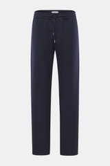 Front view of Circolo 1901 Wool Jogpants navy in soft wool jersey, regular fit, straight cut with elastic waistband, drawstring, side seam and patch back pockets. Casual sophistication: With its soft wool quality, the jogpants by CIRCOLO 1901 become a sty