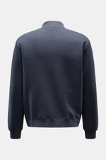 Back view of the 04651/ A trip in a bag Sweat jacket 'CL Bomber' navy, showing the garment-dyed fabric and ribbed bands.

<p>Relaxation on the move: The sweat jacket 'CL Bomber' by 04651/ A TRIP IN A BAG combines comfort with a high-quality blend of organ