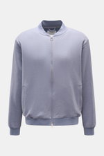Front view of 04651/ A trip in a bag Sweat jacket 'CL Bomber' lavender, garment-dyed, with a robust two-way zip, blouson collar, slanted hip pockets, and ribbed bands. Relaxation on the move: The sweat jacket 'CL Bomber' by 04651/ A TRIP IN A BAG combines