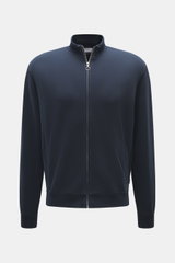 Frontansicht der navy 04651/ A trip in a bag Sweatjacke 'IF Track' aus super softem Baumwoll-Jersey mit Reißverschluss, Kragen, Taschen und Rippbündchen.