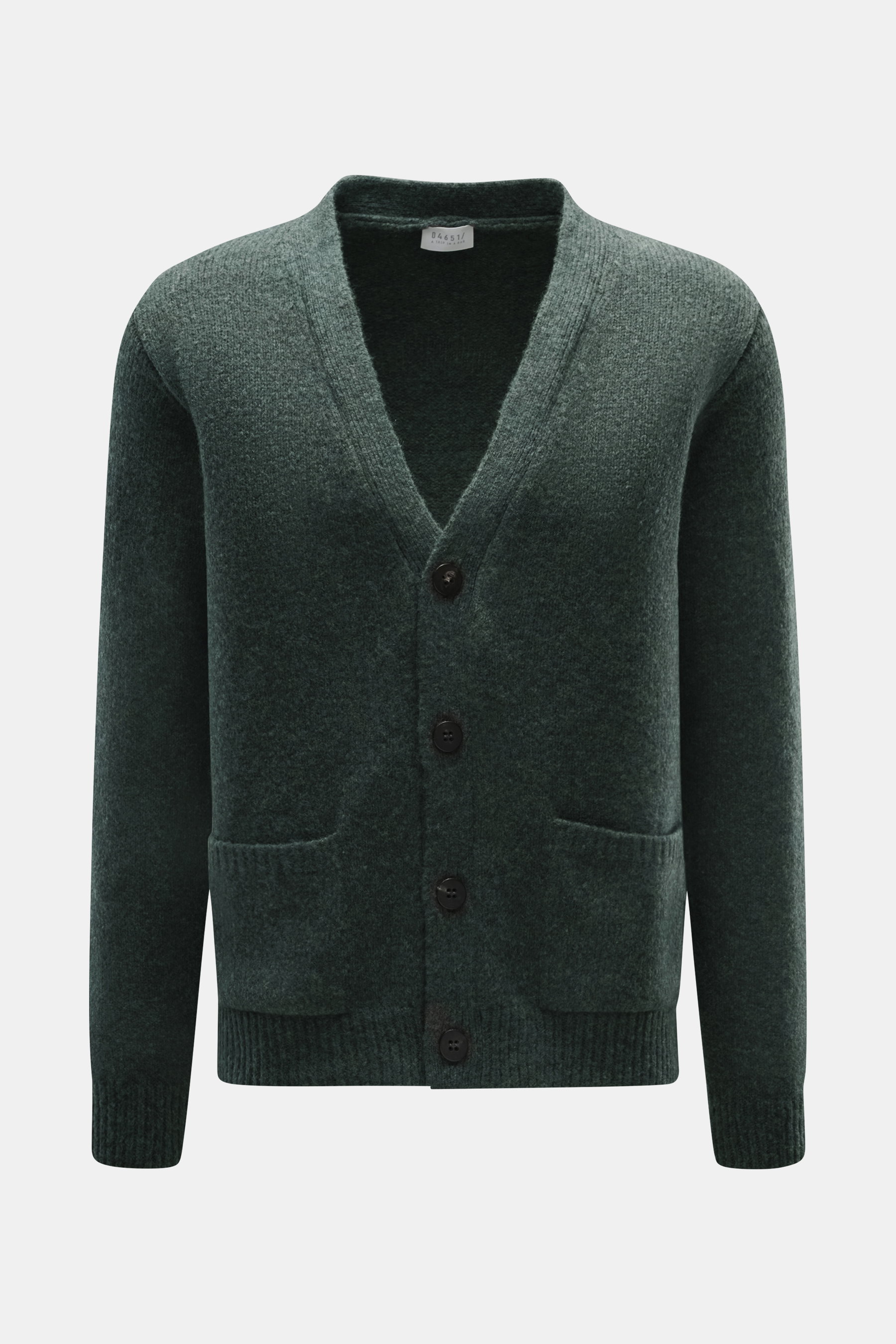 Front view of 04651/ A trip in a bag Cardigan 'Hunter' dark green melange, coarse knit pattern, V-neck, four-button placket, patch pockets, ribbed cuffs, Regular Fit, made from soft mix of merino wool and high-quality microfiber.