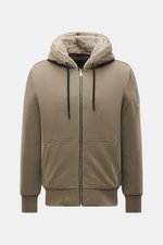 Front view of the Moose Knuckles Sweat jacket 'Classic Bunny' taupe with a zip, drawstring hood, and soft faux fur lining.

<p>Perfect for cold days: With lightweight padding and a hood with detachable faux fur lining, you will be well-equipped when it’s 